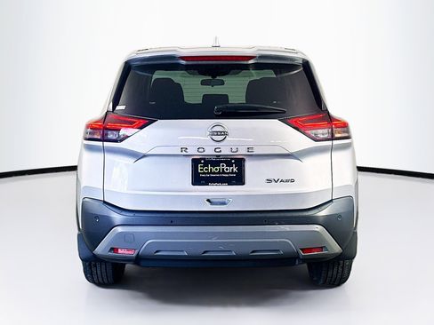 Used 2023 Nissan Rogue SV AWD/4WD image 7