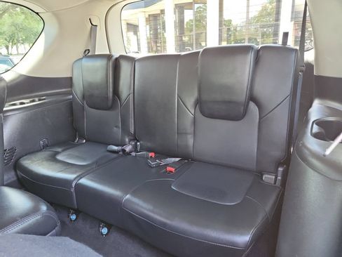 Used 2021 Nissan Armada SL w/ Captain's Chairs Package AWD/4WD image 16