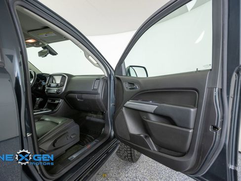 Used 2018 Chevrolet Colorado ZR2 AWD/4WD image 41