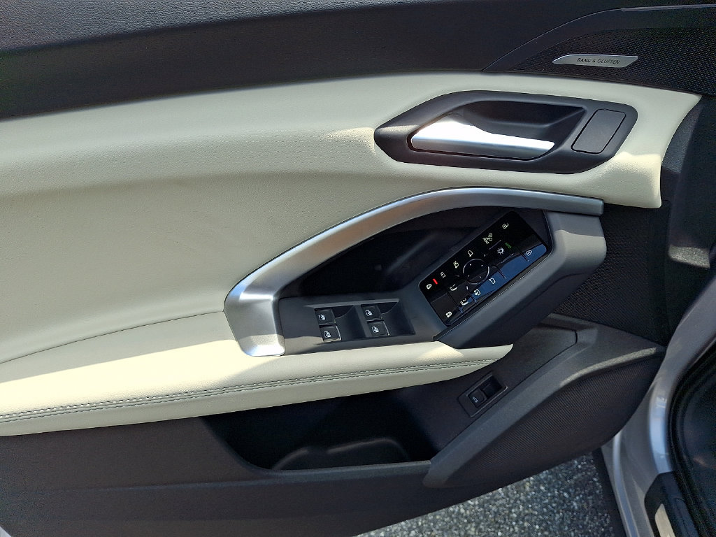 New 2026 Audi Q5 Premium Plus AWD/4WD image 10