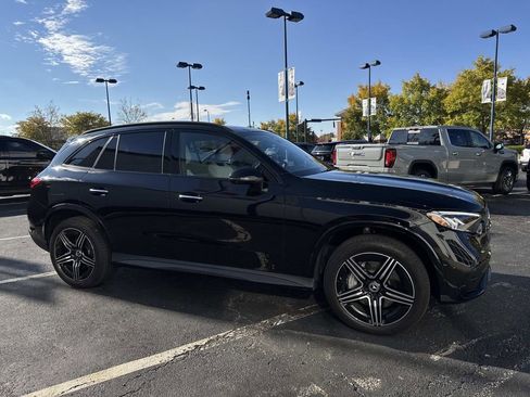 Certified 2025 Mercedes-Benz GLC 300 4MATIC image 8