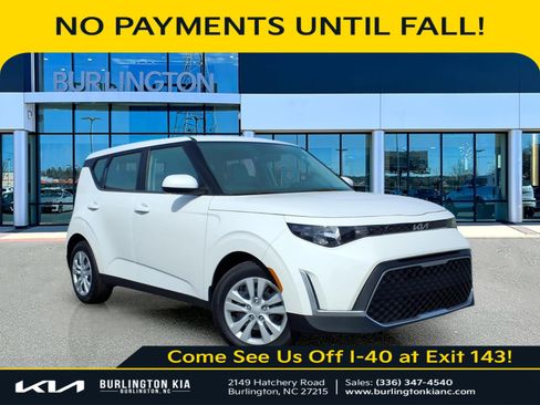 Certified 2024 Kia Soul LX image 1