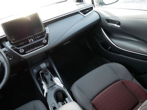 Certified 2023 Toyota Corolla SE image 11