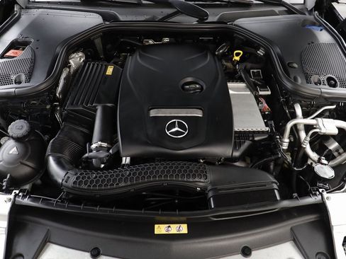 Used 2017 Mercedes-Benz E 300 4MATIC image 25