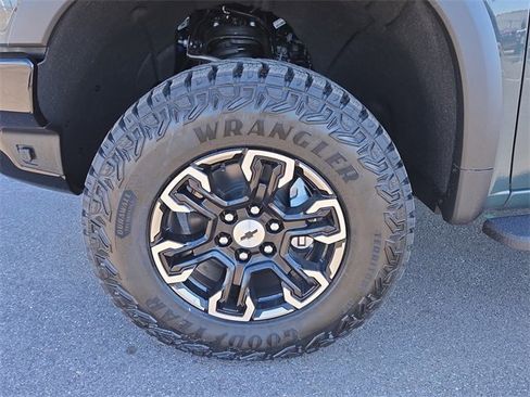 New 2026 Chevrolet Silverado 1500 ZR2 w/ LPO, Dark Essentials Package image 9