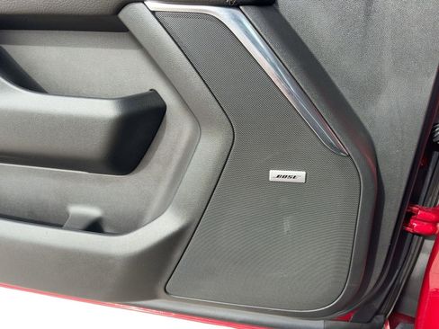 Used 2025 GMC Yukon Denali w/ Sun & Power Step Package image 23