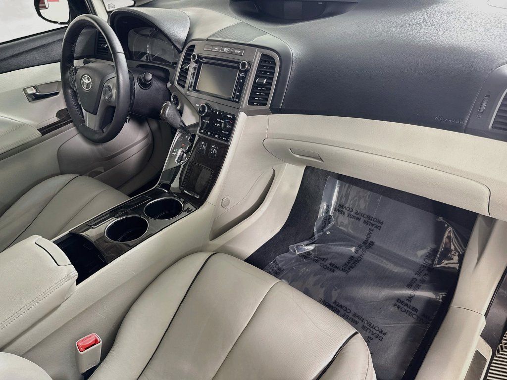 Used 2014 Toyota Venza XLE AWD/4WD image 31