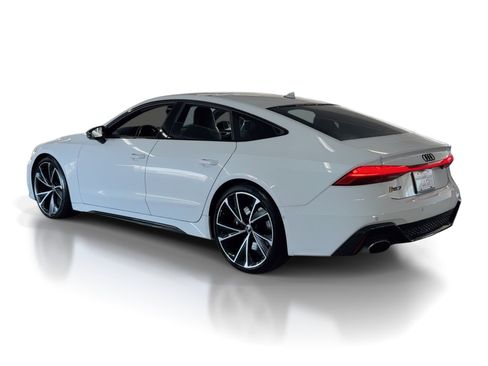 Used 2022 Audi RS 7 Sportback w/ Carbon Optic Package image 3