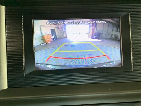 Used 2019 Hyundai Elantra SE w/ Winter Weather Package FWD image 25