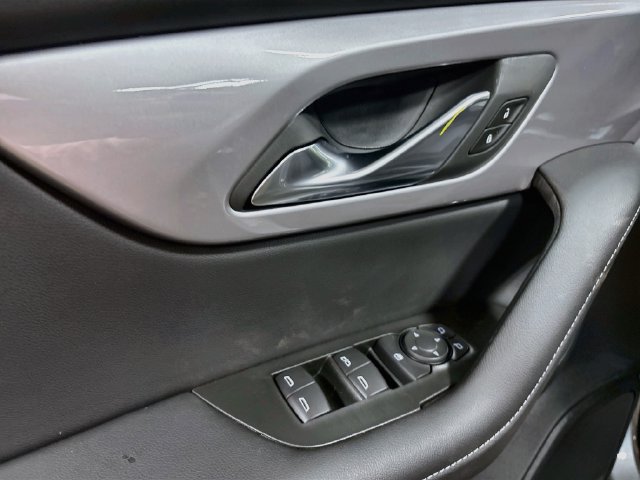 New 2026 Chevrolet Blazer LT w/ Convenience Package FWD image 18