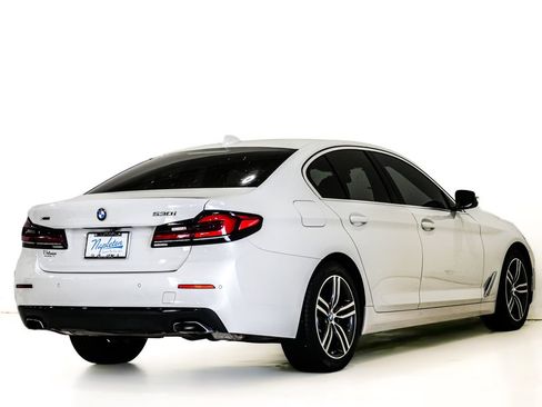 Used 2023 BMW 530i xDrive w/ Convenience Package AWD/4WD image 7
