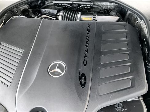 New 2026 Mercedes-Benz S 580e 4MATIC Sedan image 19