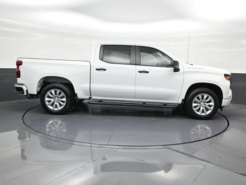 Used 2024 Chevrolet Silverado 1500 Custom RWD image 7
