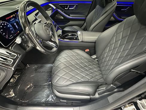 Certified 2025 Mercedes-Benz S 580e 4MATIC Sedan image 9