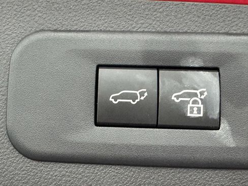 Used 2025 Lexus NX 250 FWD w/ Towing Package (2000 Lbs) image 11