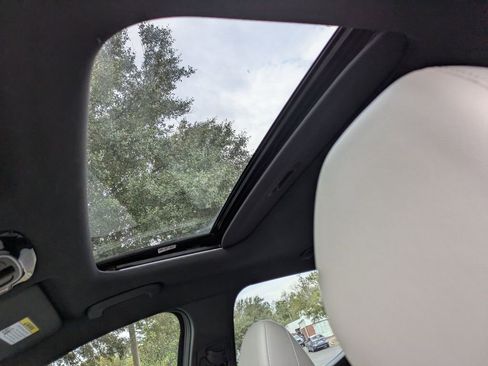 Used 2025 Hyundai Santa Cruz SEL image 21