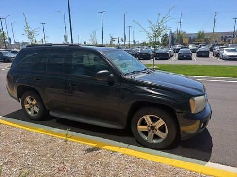 Used 2008 Chevrolet TrailBlazer LT w/ Sun And 6-Disc Cd Package AWD/4WD image 7