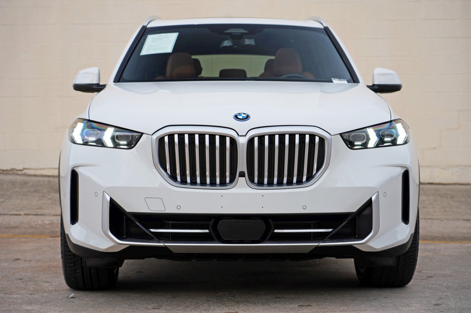 Used 2026 BMW X5 xDrive50e w/ Premium Package AWD/4WD image 7