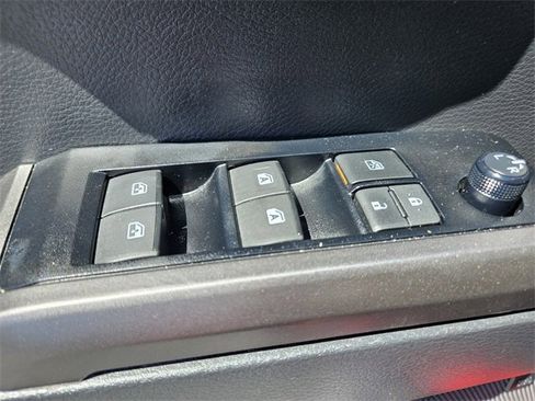 Used 2023 Toyota Tacoma Limited image 27