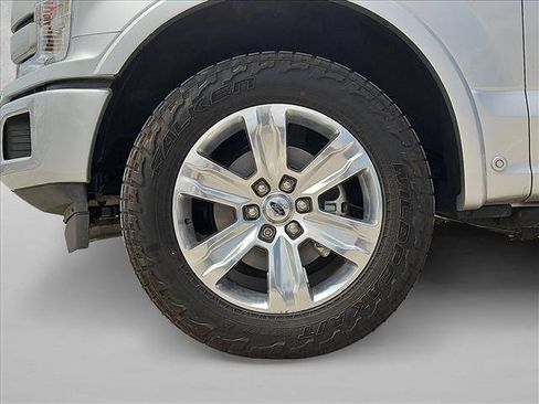 Used 2019 Ford F150 Platinum w/ Equipment Group 701A Luxury AWD/4WD image 22