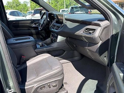 Used 2024 Chevrolet Tahoe LT AWD/4WD image 12