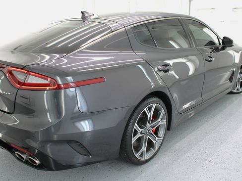 Used 2021 Kia Stinger GT image 15
