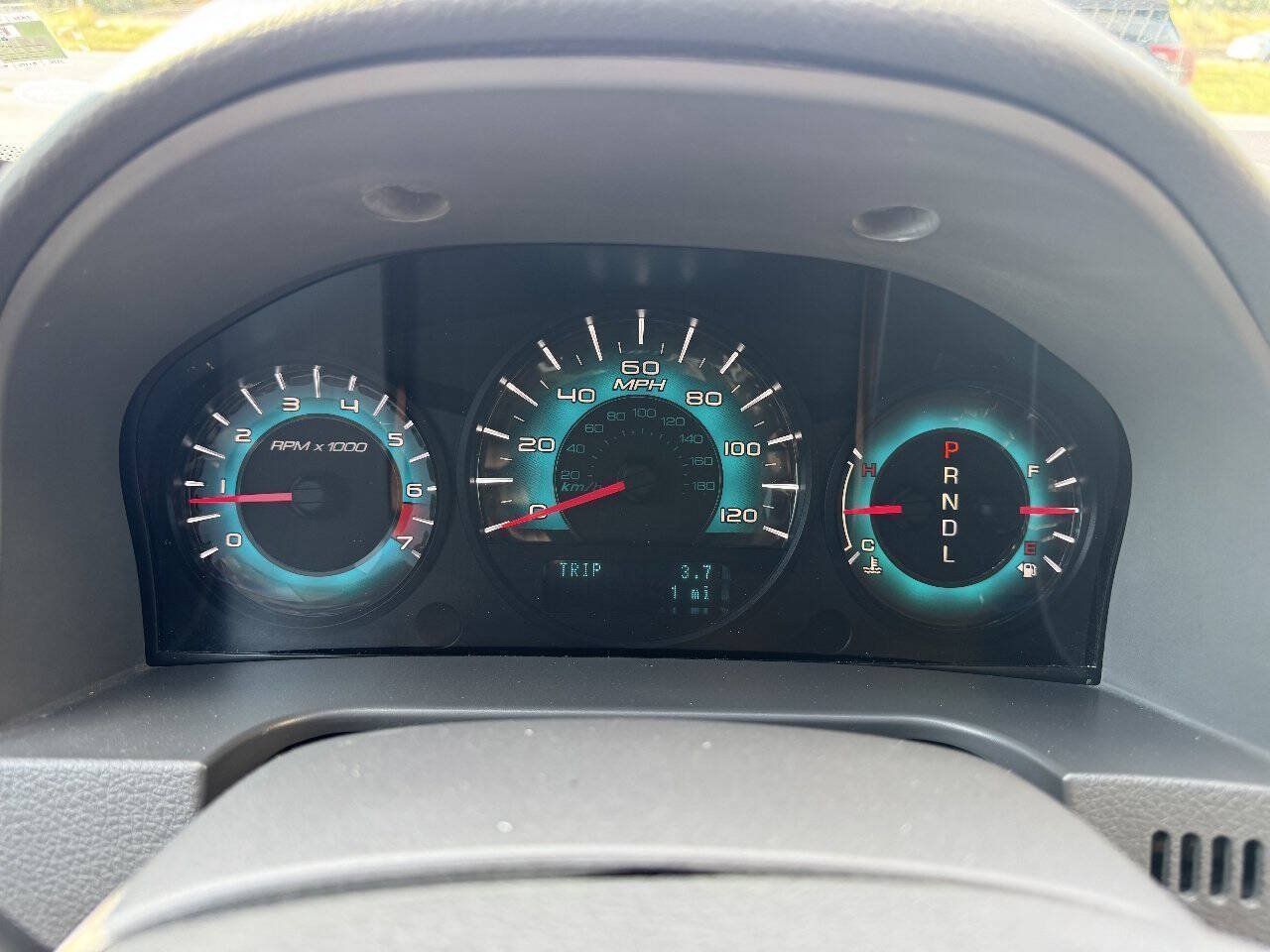 Used 2010 Ford Fusion SEL FWD image 19