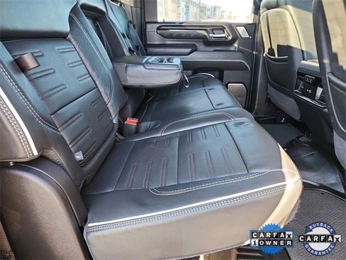 Used 2024 GMC Sierra 2500 AT4X image 29