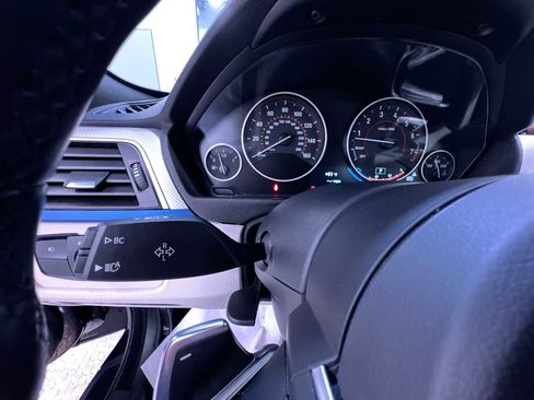 Used 2018 BMW 440i xDrive Coupe w/ M Sport Package image 18