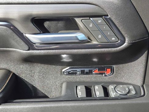 Certified 2024 GMC Sierra 1500 AT4 w/ AT4 Preferred Package AWD/4WD image 22