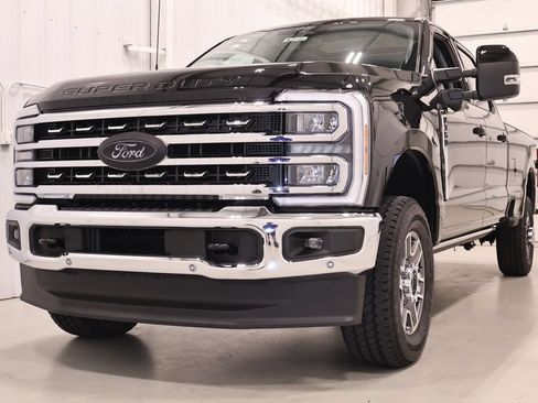 New 2026 Ford F350 Lariat w/ Lariat Ultimate Package AWD/4WD image 5