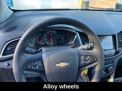 Used 2019 Chevrolet Trax LT image 18