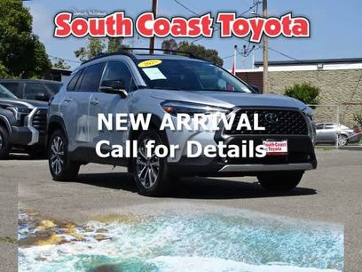 Used 2025 Toyota Corolla Cross XLE w/ Convenience Package