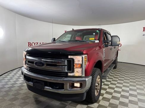 Used 2019 Ford F250 XLT w/ XLT Value Package AWD/4WD image 4