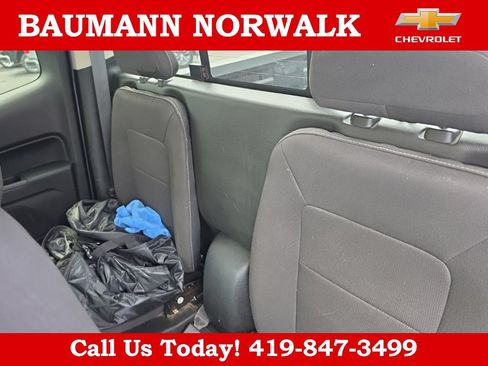 Used 2017 Chevrolet Colorado LT w/ LT Convenience Package RWD image 22