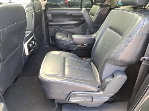 Certified 2023 Ford Expedition Max XLT image 11
