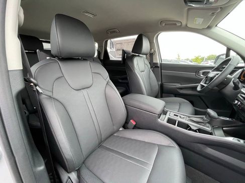 New 2026 Kia Sorento S AWD/4WD image 29