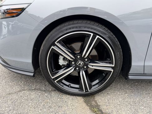 Used 2024 Honda Accord Sport image 7