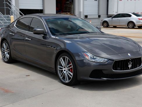 Used 2016 Maserati Ghibli S Q4 AWD/4WD image 15