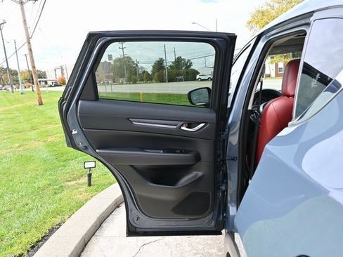 Used 2023 MAZDA CX-5 Carbon Edition image 23