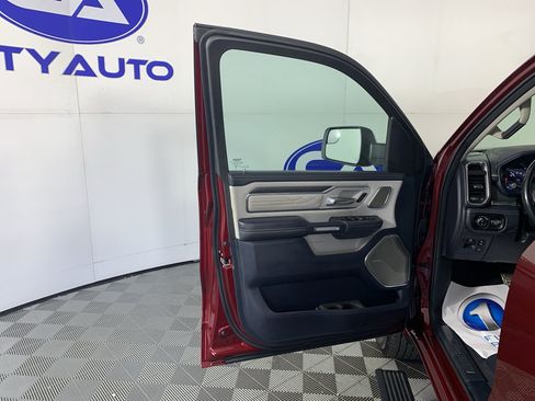 Used 2024 RAM 1500 Limited AWD/4WD image 12