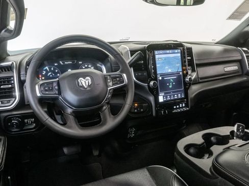 Used 2026 RAM 2500 Laramie AWD/4WD image 7