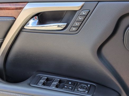 Used 2019 Lexus RX 350L FWD w/ Premium Package image 22