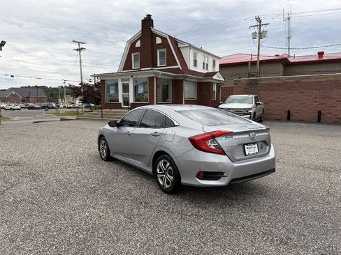 Used 2018 Honda Civic LX image 3
