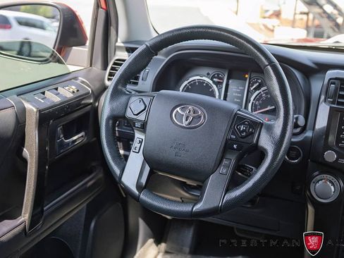 Used 2023 Toyota 4Runner TRD Off-Road Premium w/ Moonroof Package AWD/4WD image 41