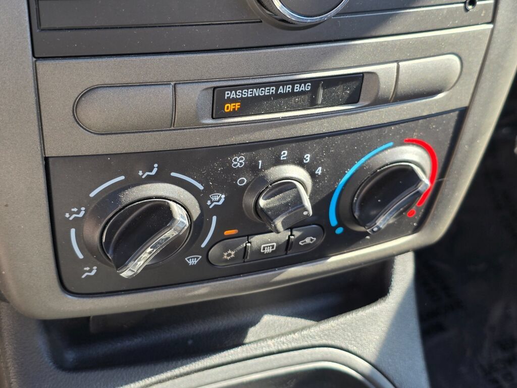Used 2009 Chevrolet Cobalt LS FWD image 29