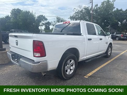 Used 2022 RAM 1500 Classic SLT RWD image 2