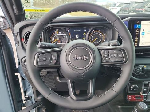 New 2026 Jeep Gladiator Rubicon image 12