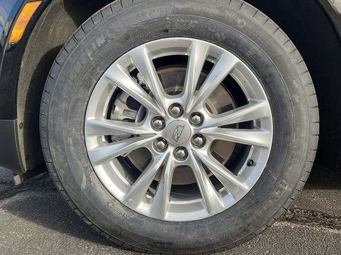 Certified 2023 Cadillac XT5 Luxury image 11