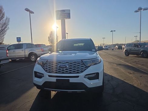 Used 2023 Ford Explorer Platinum w/ Technology Package image 9